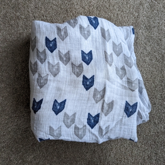 Aden +Anais Muslin crib sheet - Picture 2 of 2